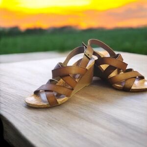Relativity Tan Wedge Sandals with Strappy Design